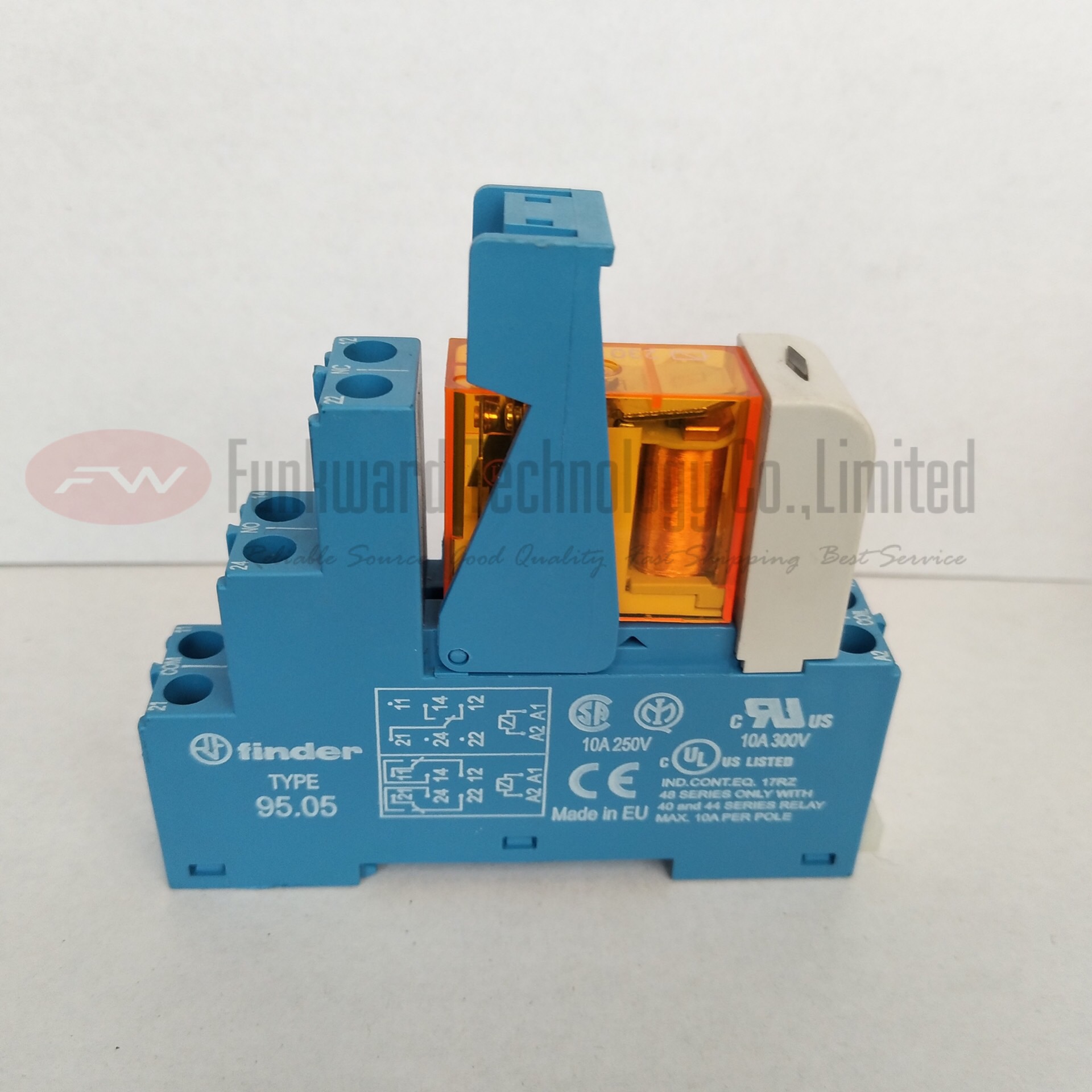 FINDER 40.52S 95.05 GENERAL PURPOSE RELAY W//SOCKET 24 VDC