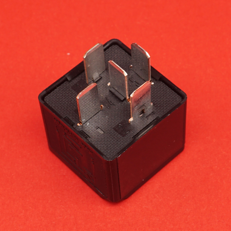 V23136A1X64 5M5T14B192DA 12V 40A Tyco Automotive Relay 4 Pins eBay