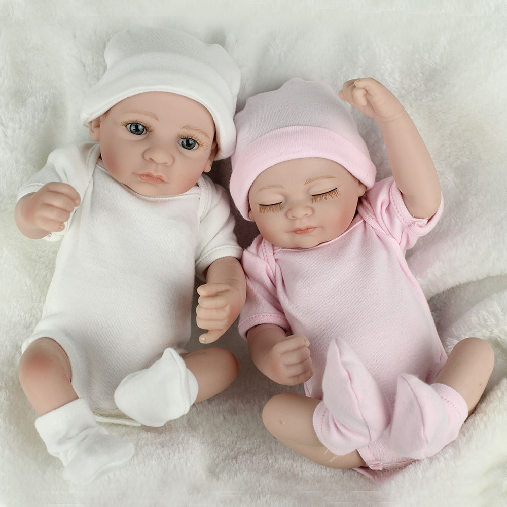 babies that look real twins