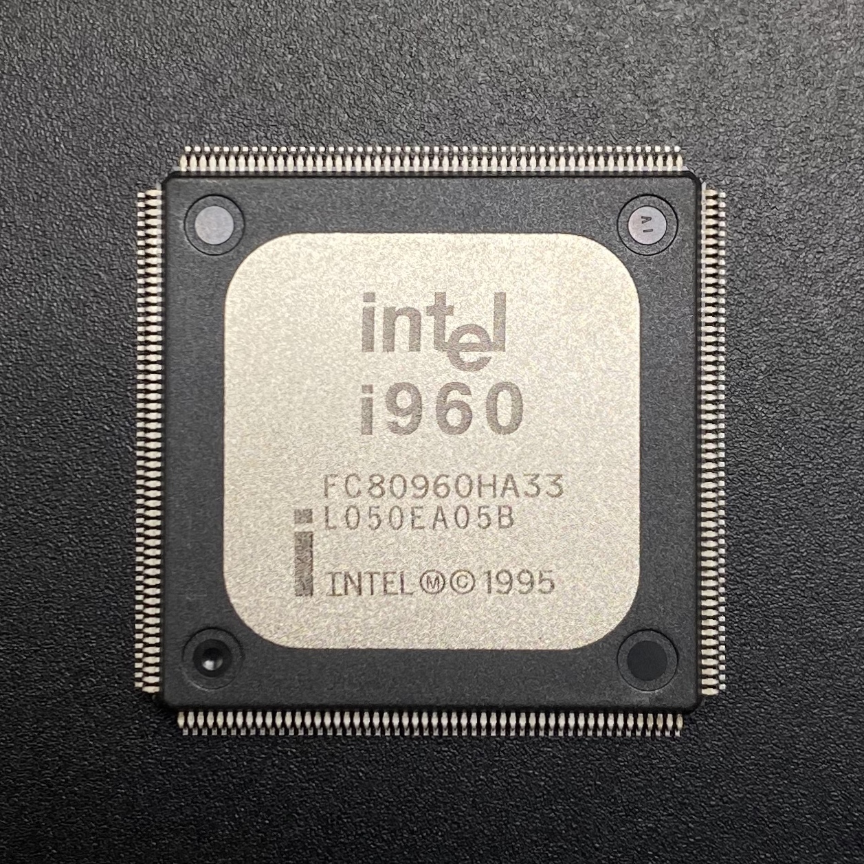 Intel FC80960HA33 Processor i960 CPU QFP208 33MHz Microprocessor