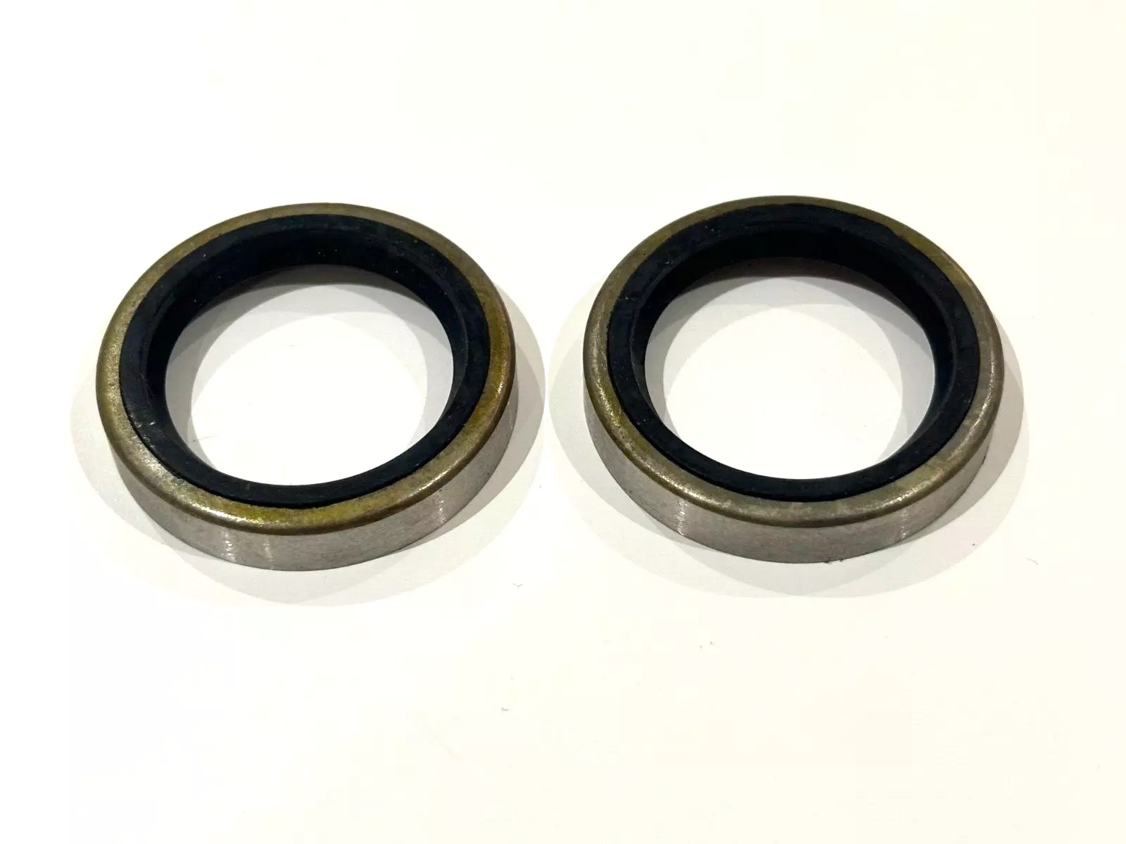 2Pcs Oil Seal Fits Johnson Evinrude OMC 303804 0303804