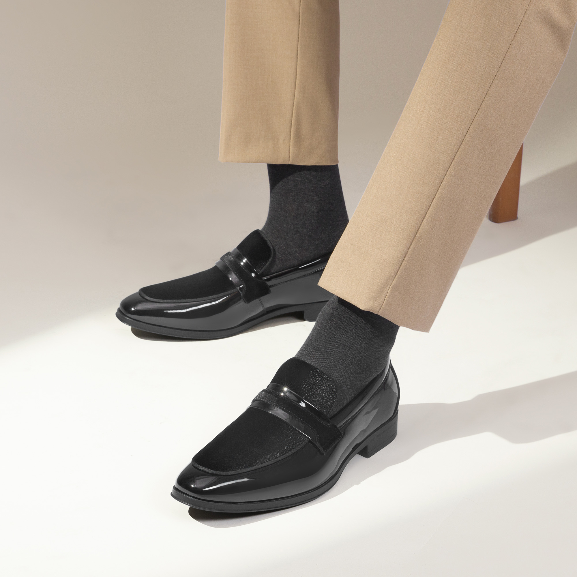 Men's Fashion Tuxedo Patent Loafers Classic Velvet Slip-on Dress Shoes Black | eBay Men's Fashion Tuxedo Patent Loafers Classic Velvet Slip-on Dress Shoes Black | eBay