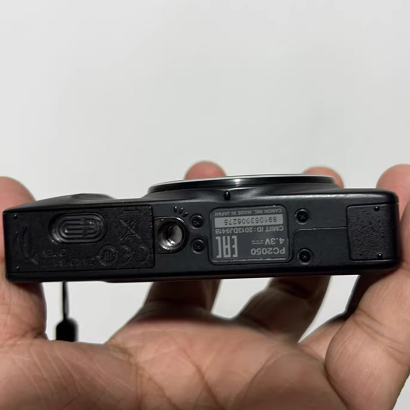 Canon PowerShot SX600 HS 16 MP Compact Digital Camera Black