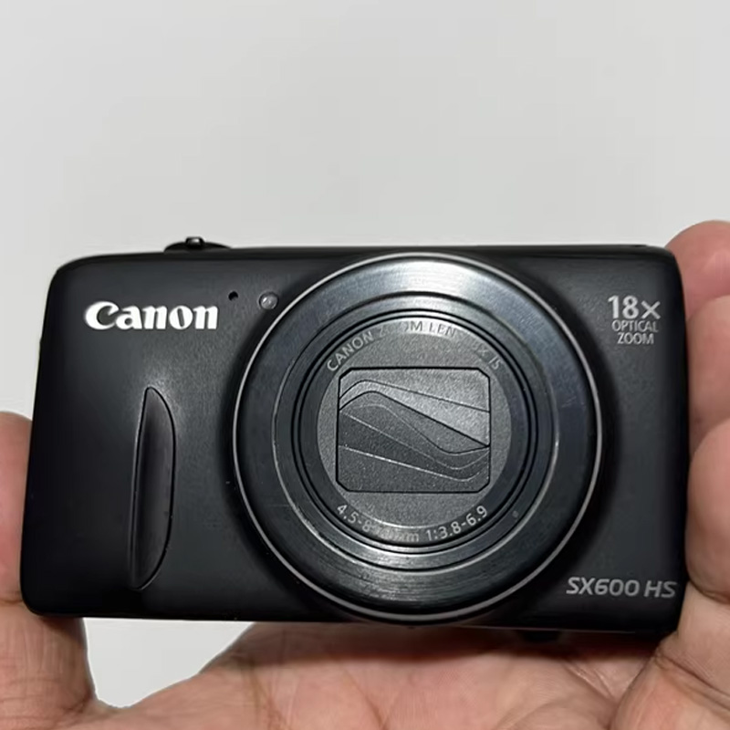 Canon PowerShot SX600 HS review: Picks up where your phone