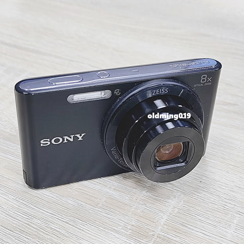 Sony DSC-W830 Cyber-Shot 20.1MP Digital Camera 8x Zoom (Battery,SD