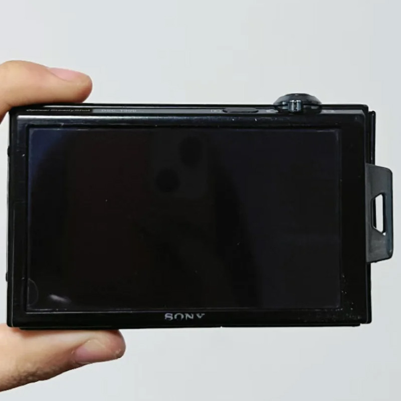 Sony DSC-T900 Cyber Shot 12.1MP 4x Optical Zoom Digital
