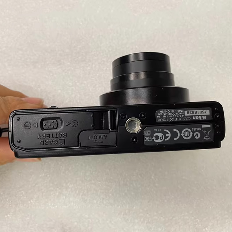 ［ジャンク品］Nikon coolpix p300 Excellent Nikon COOLPIX P300 Black 12.2MP 4.2x Compact Digital