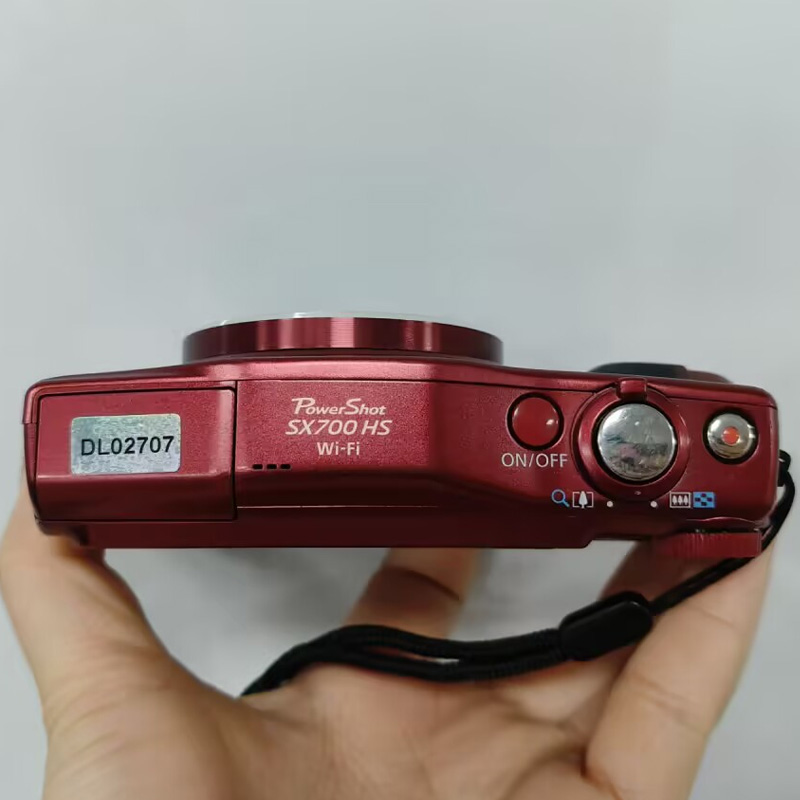 Canon PowerShot SX700 HS 16.1MP 30x Optical Zoom Digital Camera