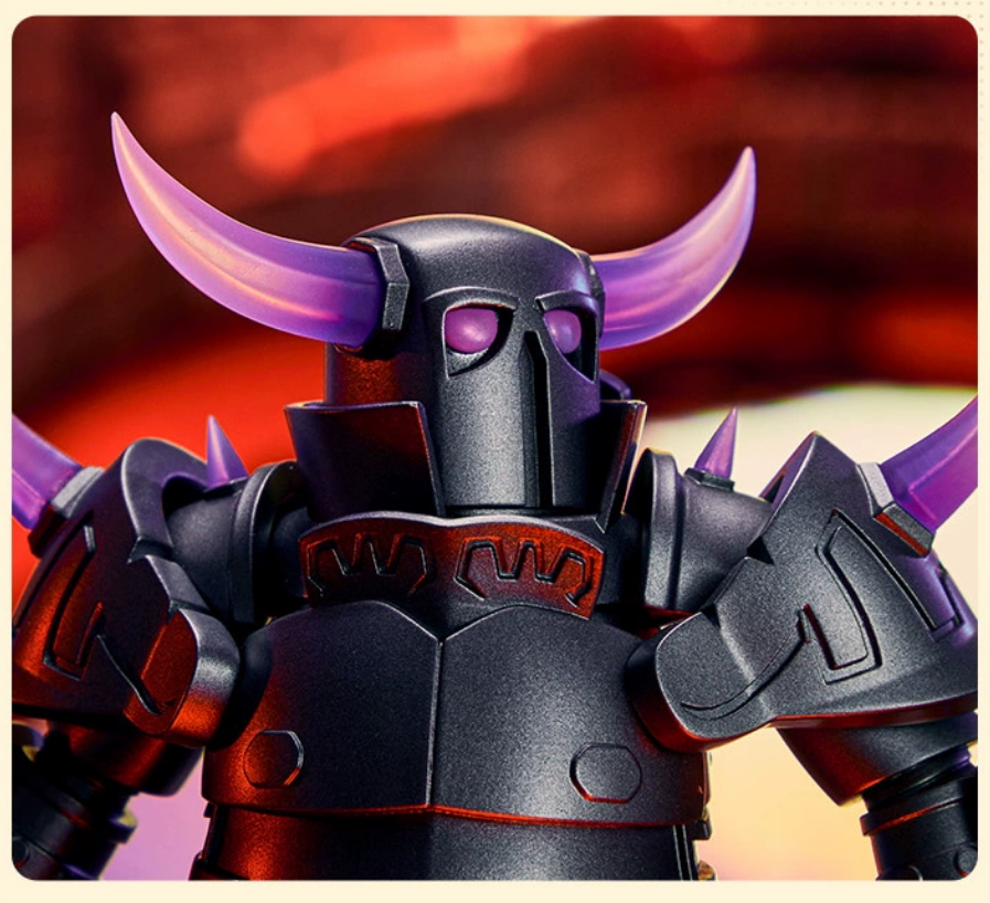 P.E.K.K.A. Clash Royale&Clash of Clans Figure 5.9in