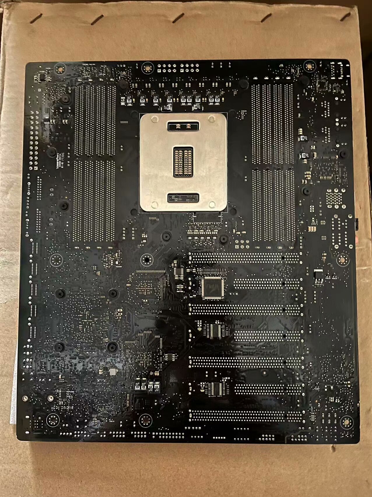 FOR ASUS X99-E WS DDR4*8 LGA 2011-V3 128GB Intel X99 CEB