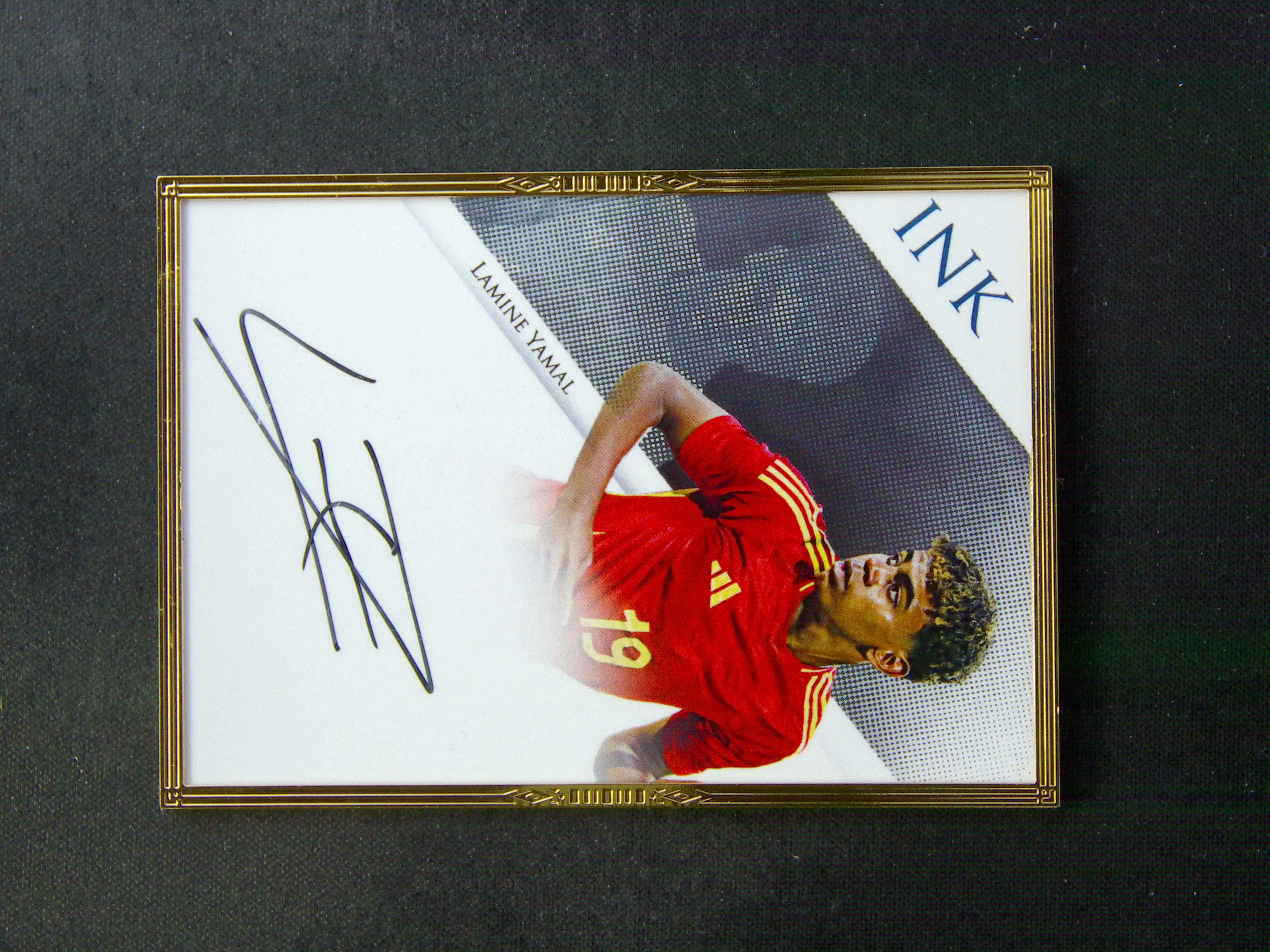 2025 Futera Incredible Lamine Yamal Ink Auto Gold Frame /4