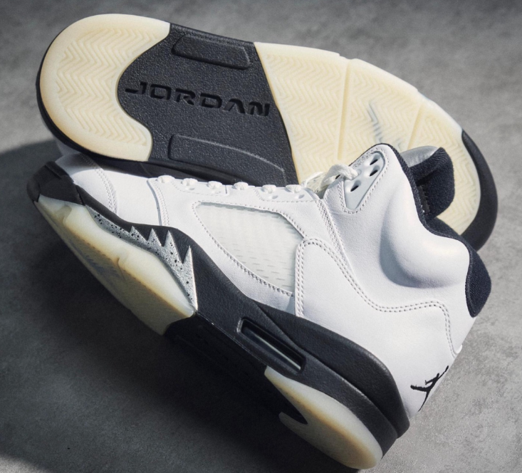 Nike Air Jordan 5 Retro 