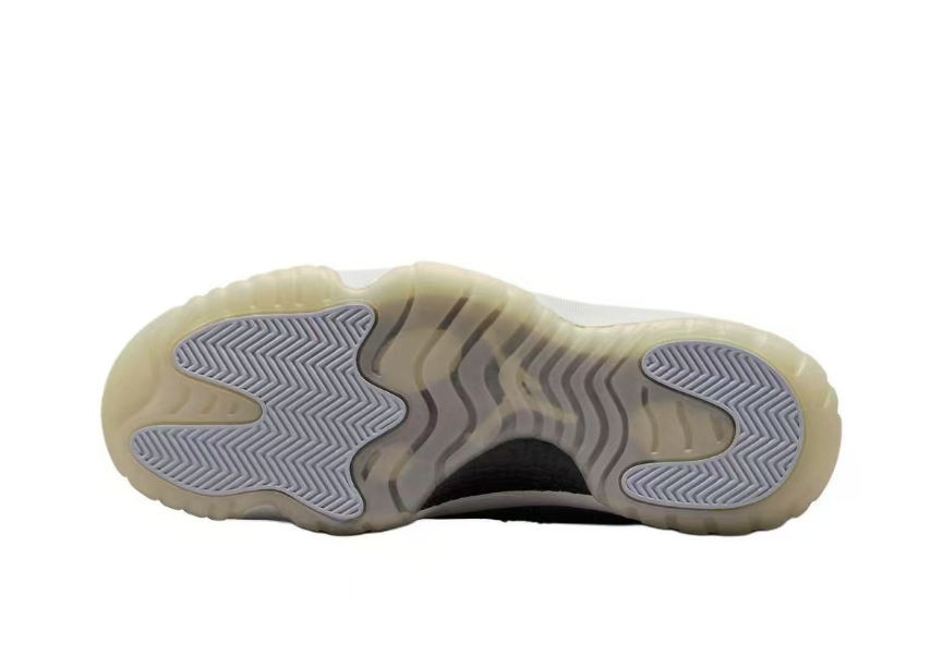 Air Jordan 11 Low CNY 'Year of Snake' HQ7000-001 | eBay