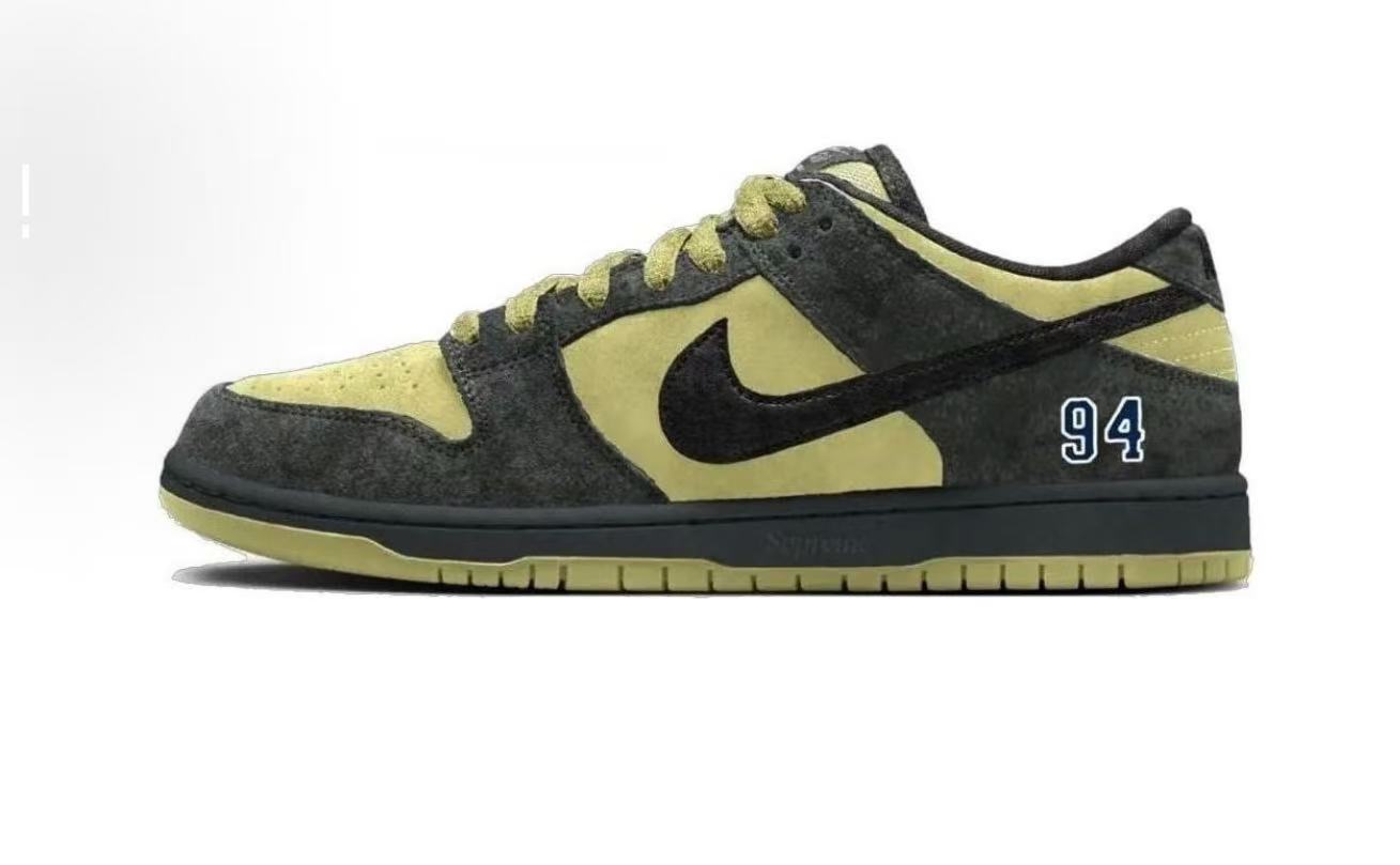 Supreme × Nike SB Dunk Low Camper Green HQ8487-300 Men's