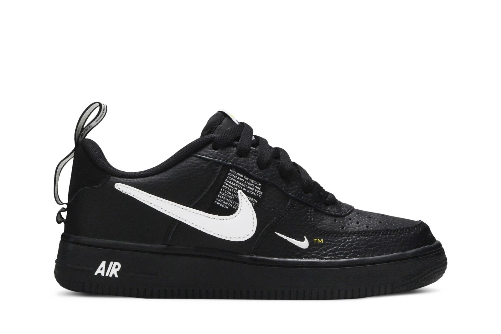 靴 Nike Air Force 1 Low LV8 Utility Nike Air Force 1 Low LV8 Utility White Black Shoes GS AR1708