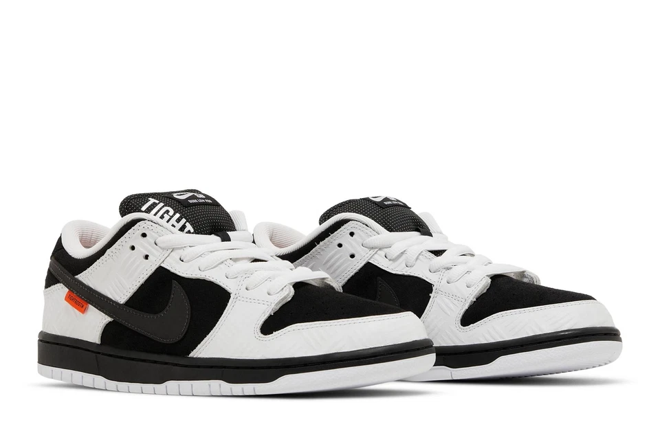 ＳＢです SB Dunk High 'Purple Box' - Nike - 833456 002 - black/black