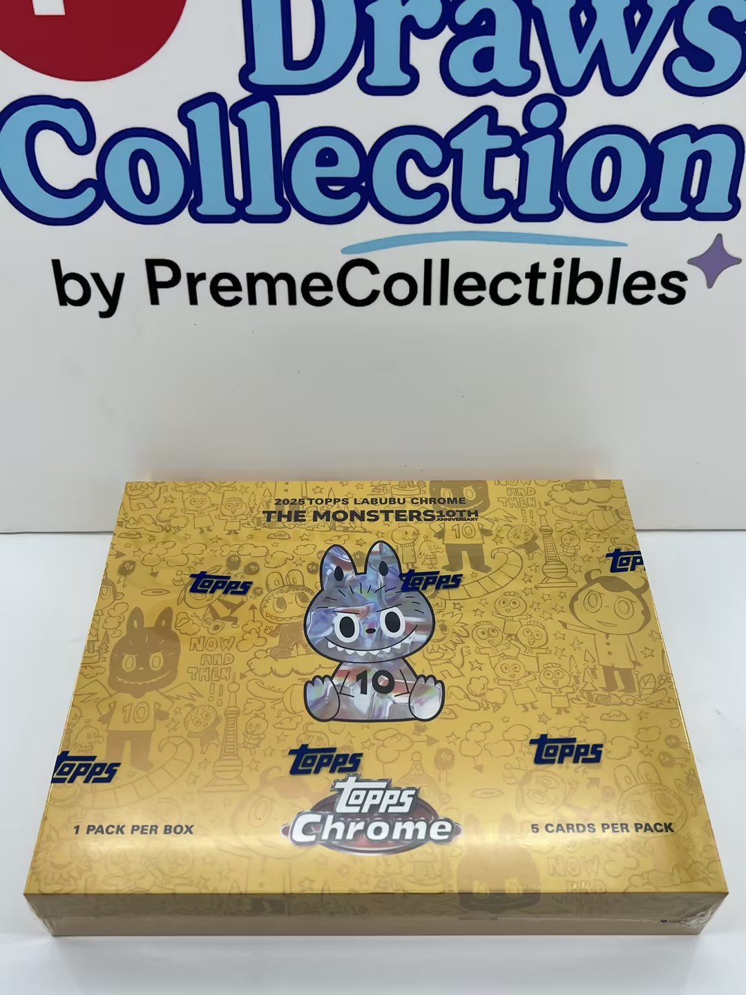 Topps X THE MONSTERS LABUBU IN STOCK Chrome Series Trading Cards