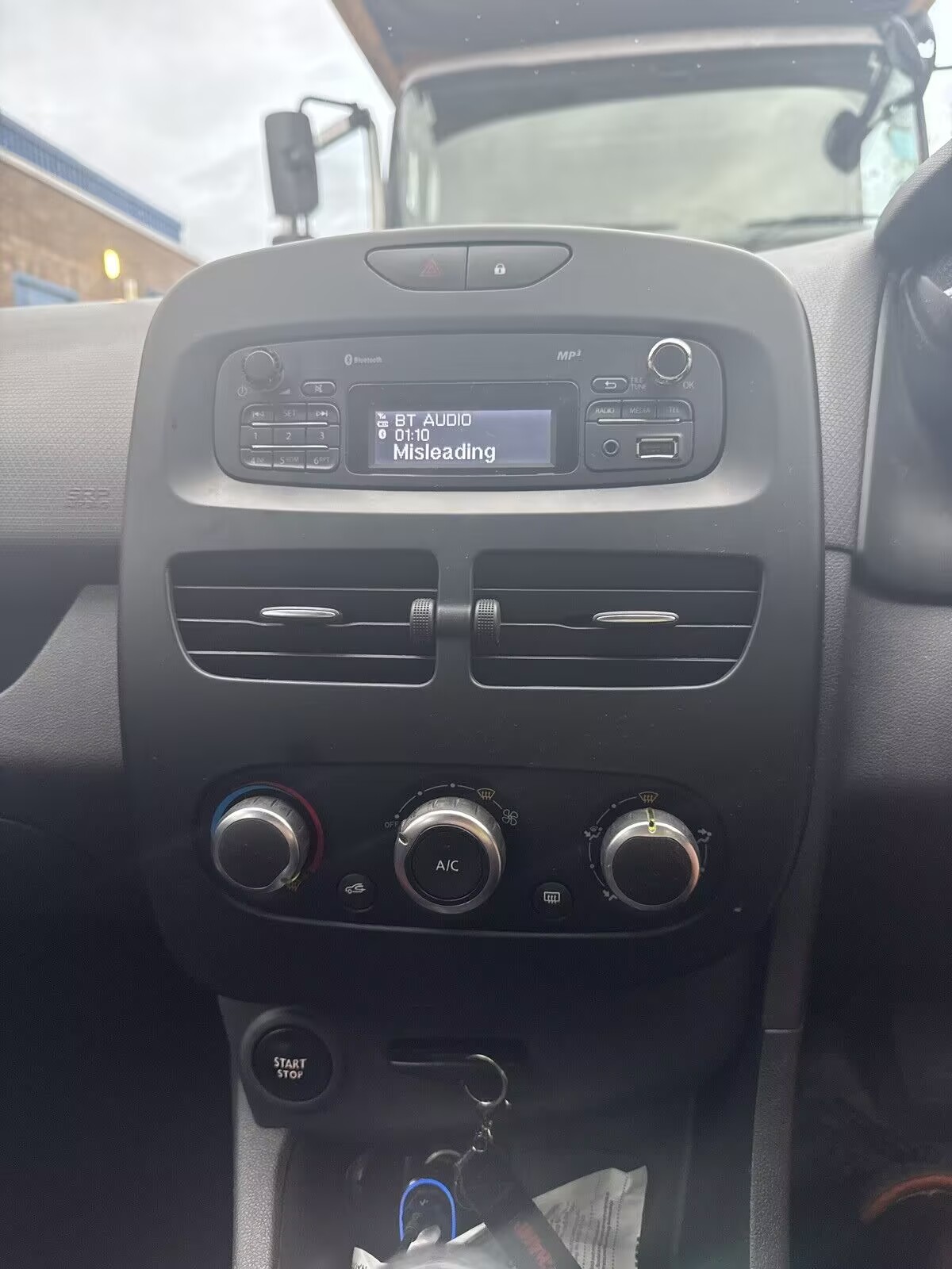 ACAVICA 4 64GB Android 15 Car Radio for Renault Clio MK4 (2012-2018) & Zoe | 10.1 inch IPS Touch, Wireless CarPlay & Android Auto, DAB , GPS, DSP, GPS Navi, WiFi 5.4, Bluetooth 6.0
