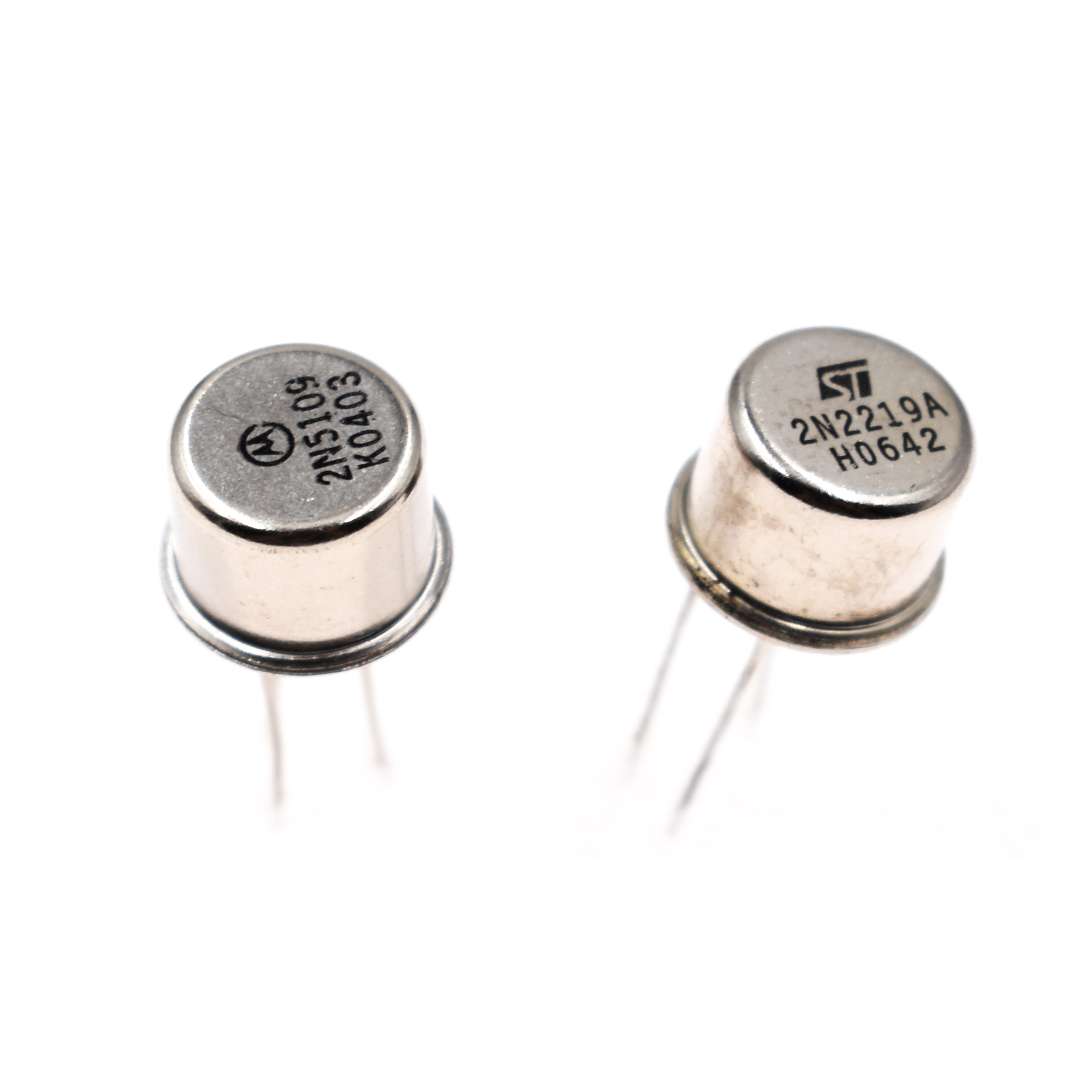 Transistors 2N3055 2N3773 MJ2955 BUV11 TO 3 2N5109 2N2219 TO 39 Lron transistors-2n3055-2n3773-mj2955-buv11-to-3-2n5109-2n2219-to-39-lron