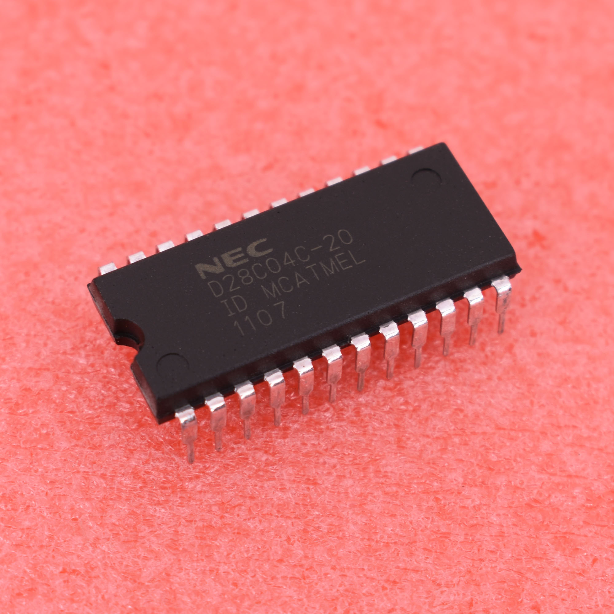 1PCS D28C04C-20 D28C04C D28C04 24PINS NEC Encapsulation