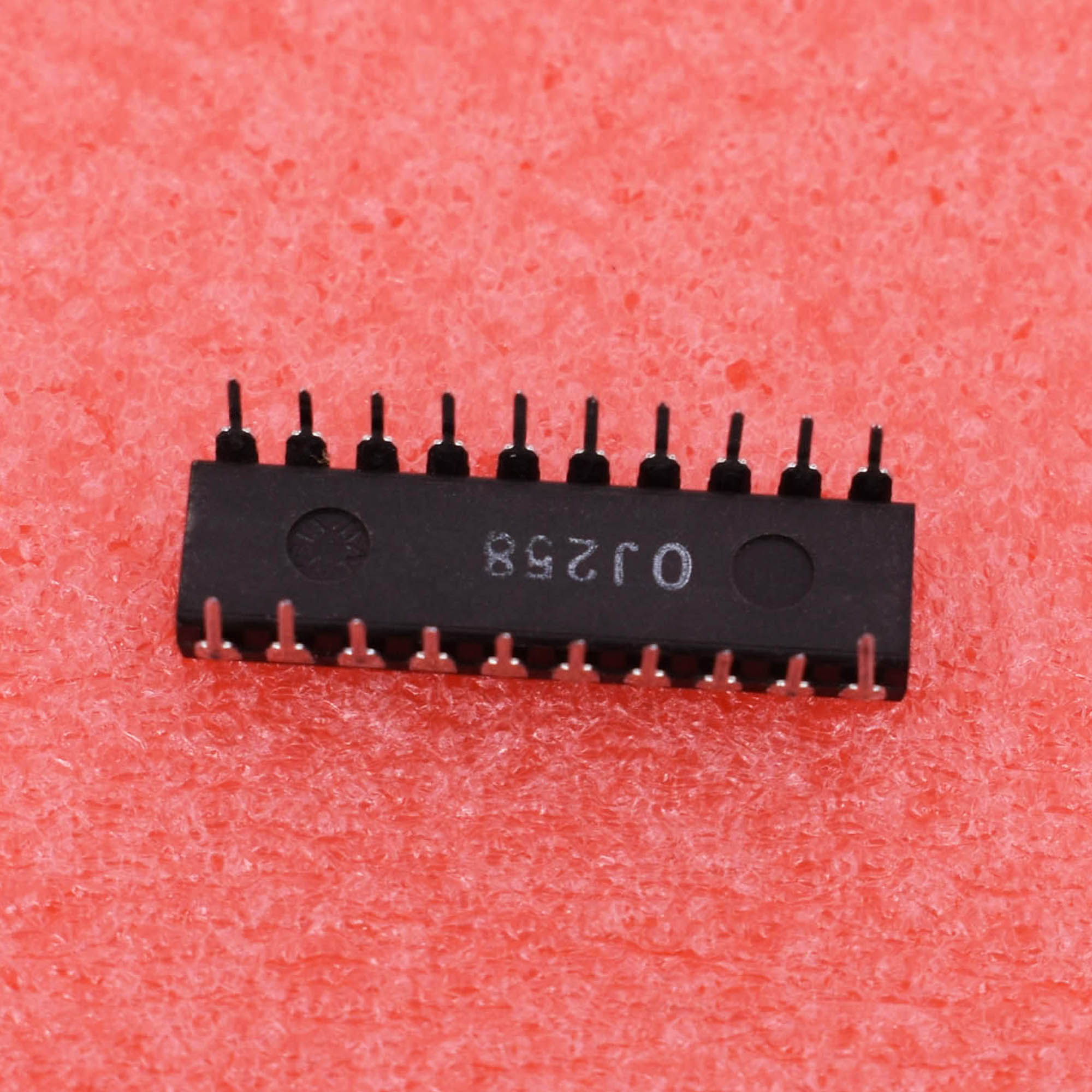 HD3-6409-9 CMOS Manchester Encoder//Decoder