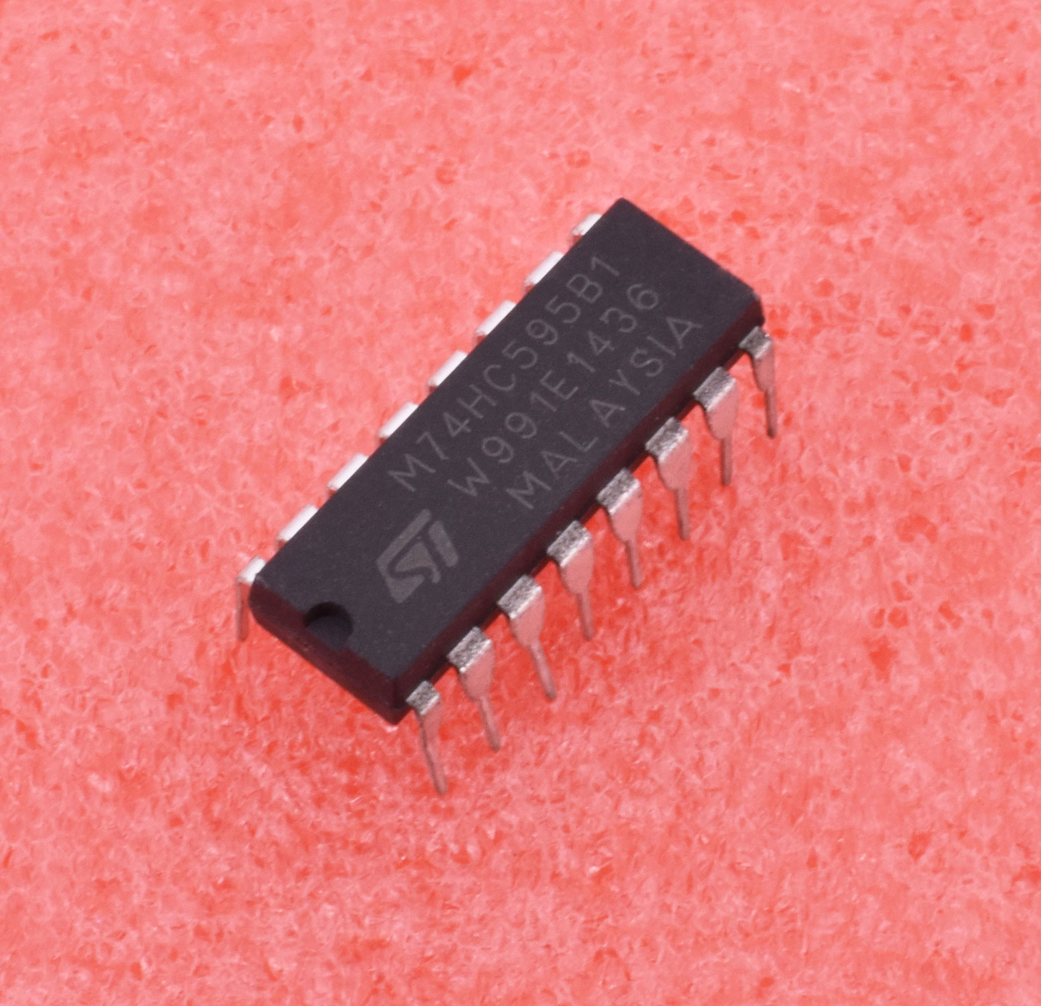 10Pcs SN74HC595N 74HC595 8-Bit Shift Register DIP-16 IC mjL6