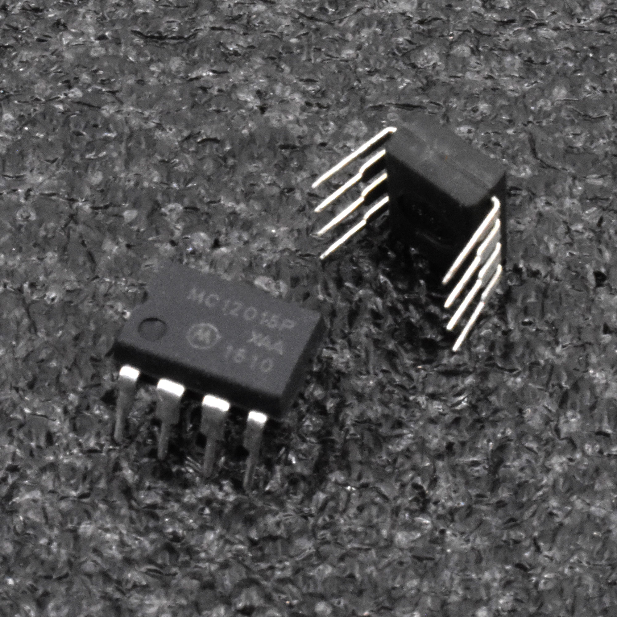 2PCS NB3N502DR2G IC MULTIPLIER CLOCK PLL 8SOIC 3N502 NB3N502 Business