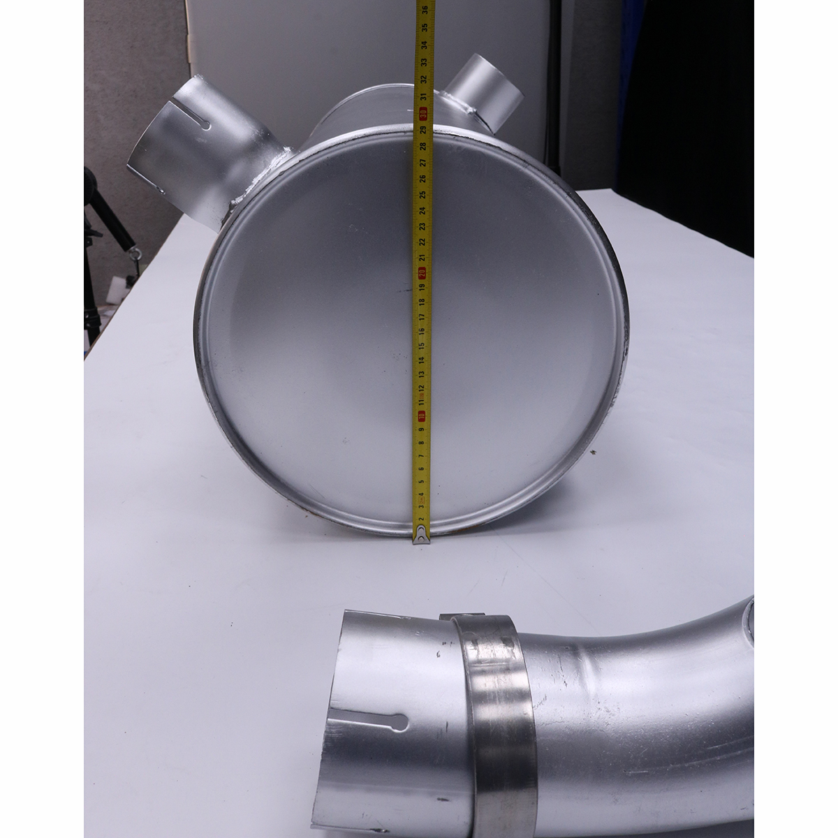 Muffler Silencer 4448414 For Hitachi ZX225US ZX225USR ZX270 ZX300W