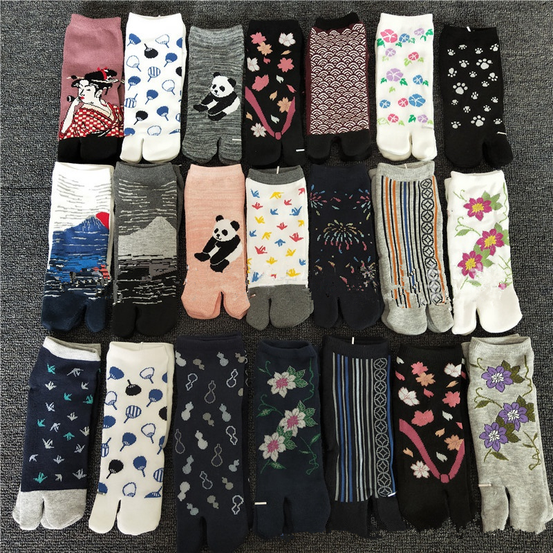 A pair Split Toe Socks Geta Kimono Flip Flop Sandal Short Socks Cotton Spandex