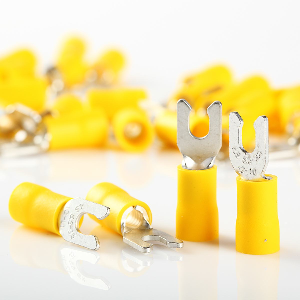 100pcs Yellow #8 12-10 Gauge Locking Spade Terminal Vinyl Connectors