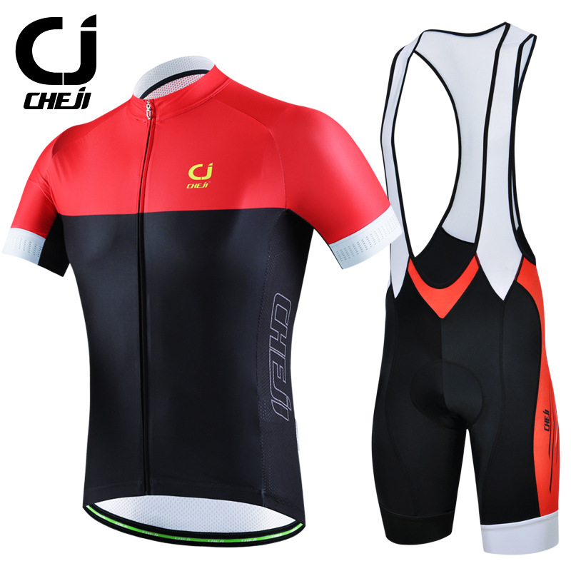 cycling shorts and tshirts