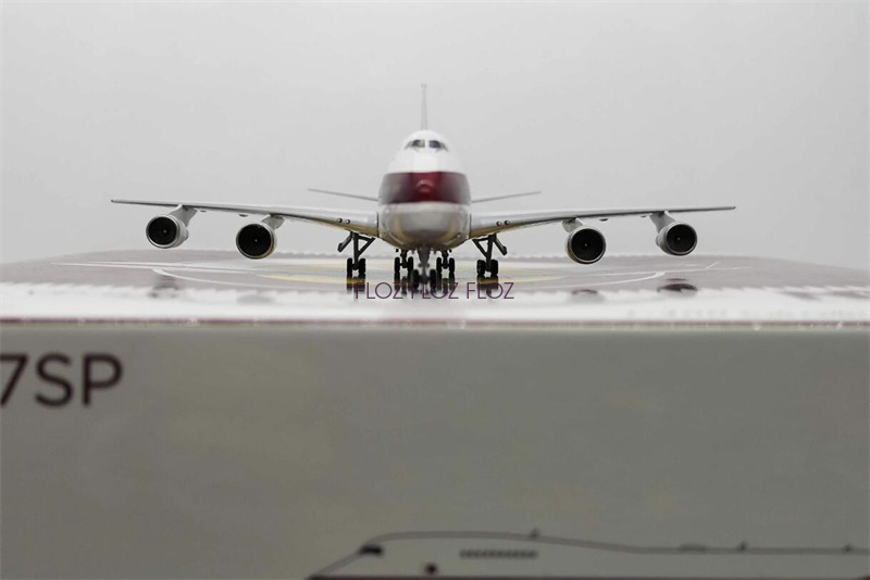 NG Models Qatar Amiri Airlines for Boeing B747SP VP-BAT 1