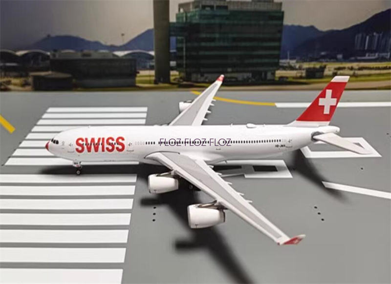 Phoenix Swiss Airlines for Airbus A340-300 HB-JMA Red Nose 1:400