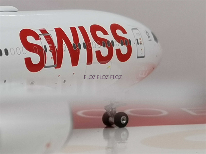 phoenix 1/400 スイス航空 B777-300ER phoenix 1/400 スイス航空 B777-300ER - メルカリ