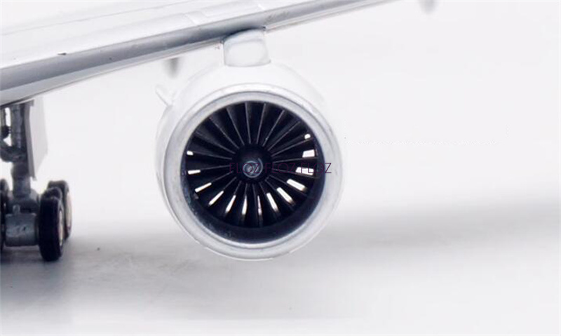 Aviation Air China for Boeing 777-200 B-2065 1:200 Aircraft