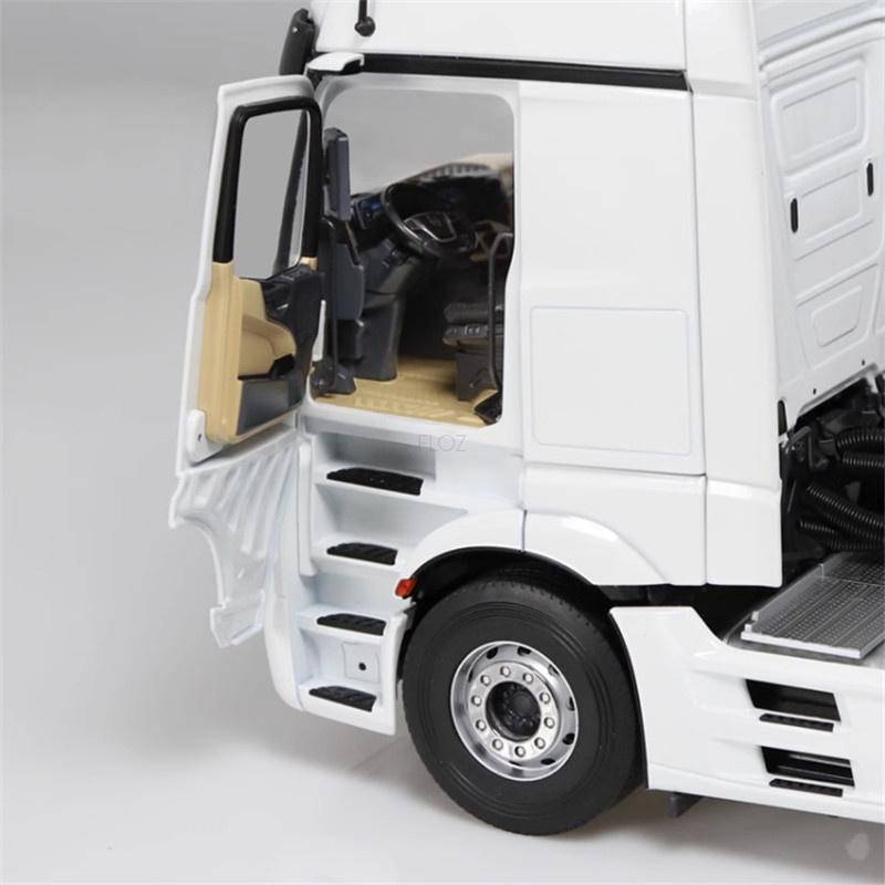 NZG for Mercedes for Benz Actros GigaSpace 4x2 white 1/18 NZG for Mercedes for Benz Actros GigaSpace 4x2 white 1/18