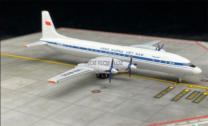Amazon.co.jp: 飛行機の模型をコピー 1/400 スケールロシア