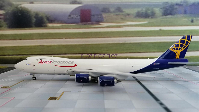 J-Fox Inflght 200 1/200 Japan Airlines Super Logistics 747