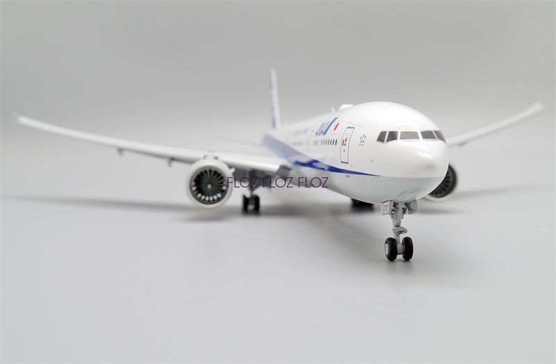 JC Wings for ANA for Boeing 777-300ER Tomodachi JA777A Flaps