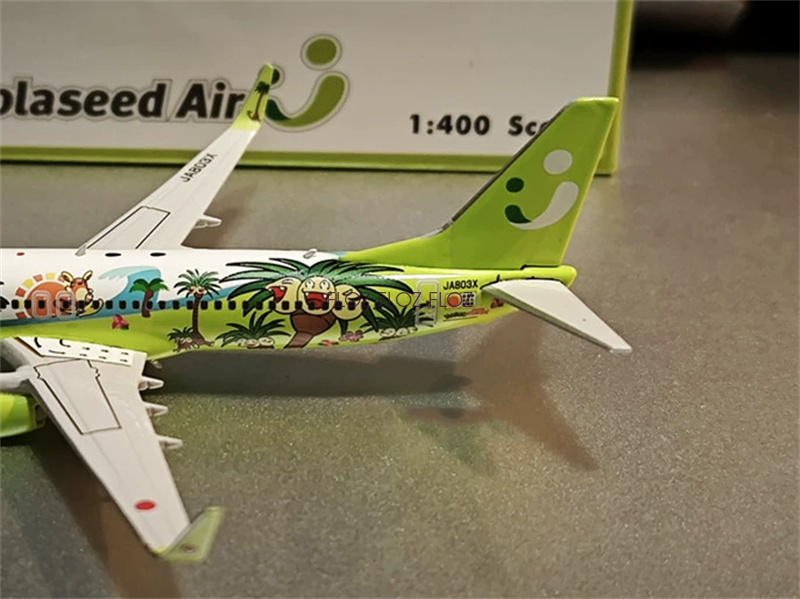 Phoenix Solaseed Air for Boeing B737-800 JA803X 1:400
