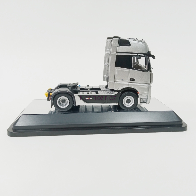 1:50 for NZG for Mercedes for Benz Actros Tractor Truck Silver