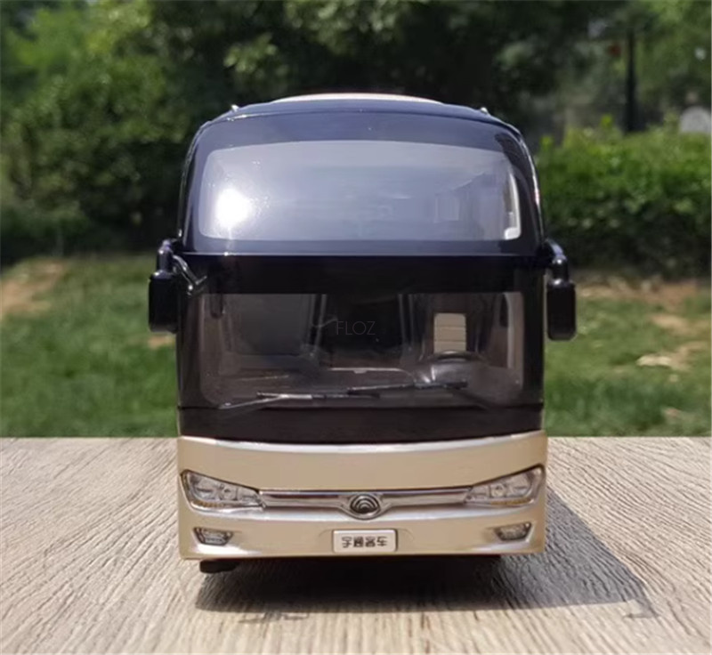 for Yutong ZK6128HQB Highway BUS 1/42 Truck Pre-built Model