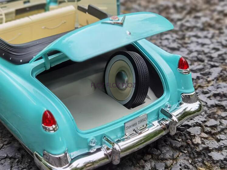 キャディラック 1/18 Series 61 Convertible 1950 1/18 US GM Cadillac Series 61 Convertible 1950 Diecast Model