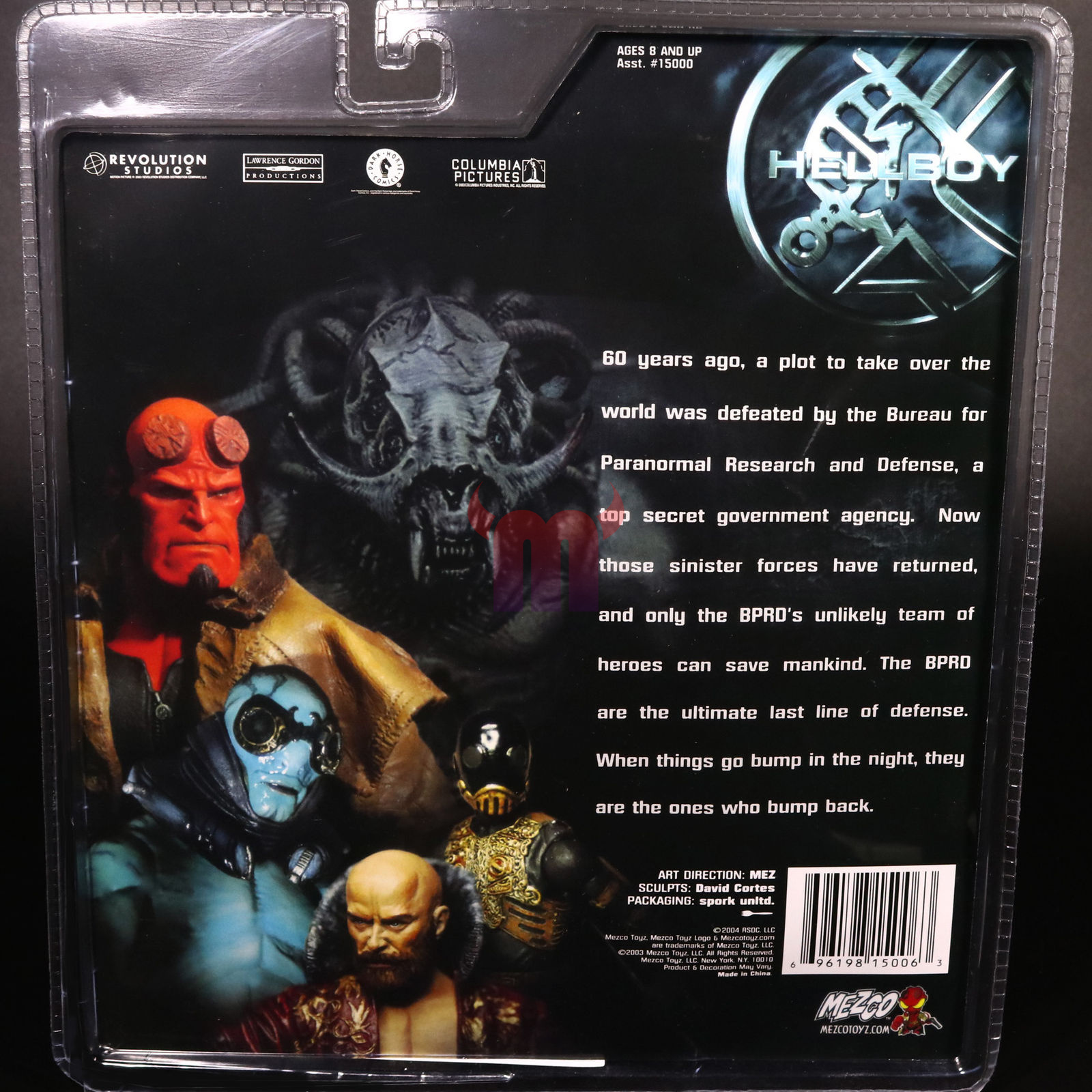 mezco hellboy px exclusive