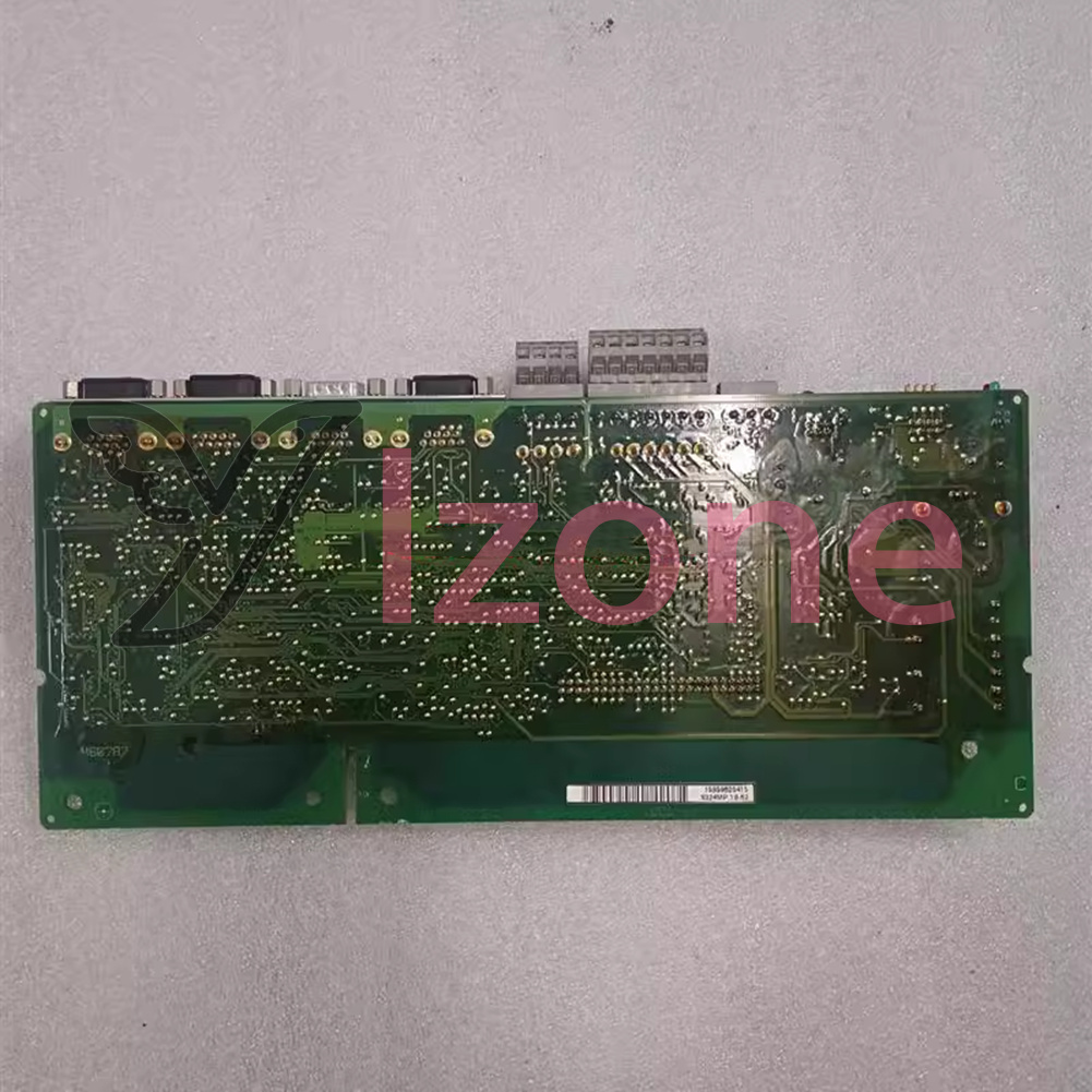 Carte De Contrôle Lenze 9324MP.1B.62, Utilisée Et Testée, En état De Marche