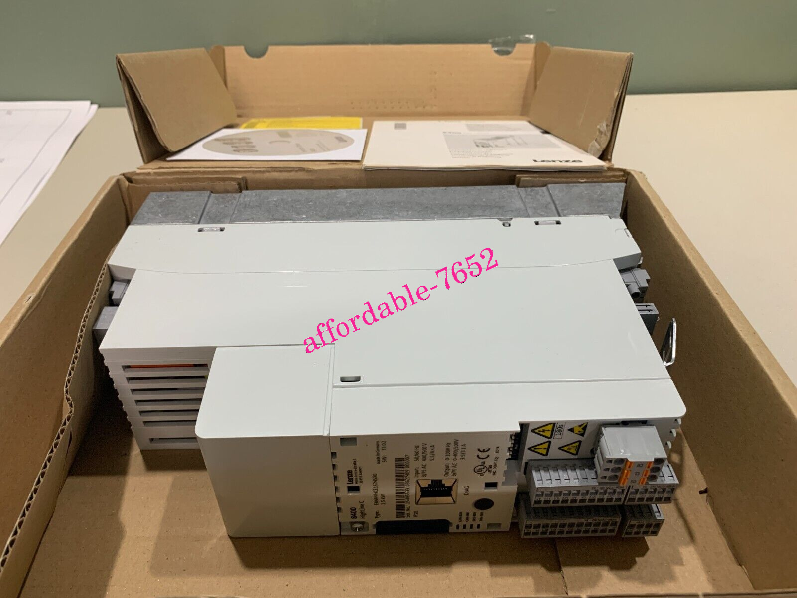 NEW Lenze E84AVHCE1524SX0 Inverter Drive 8400 DHL or FedEx or UPS