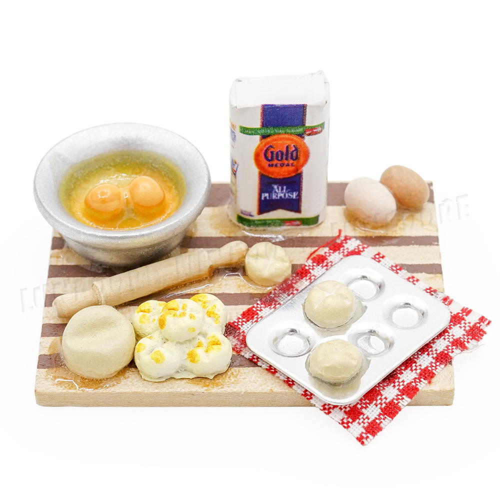 1:12 Dollhouse Miniature Kitchen Food Eggs Milk Bread on Board Dollhouse Decor