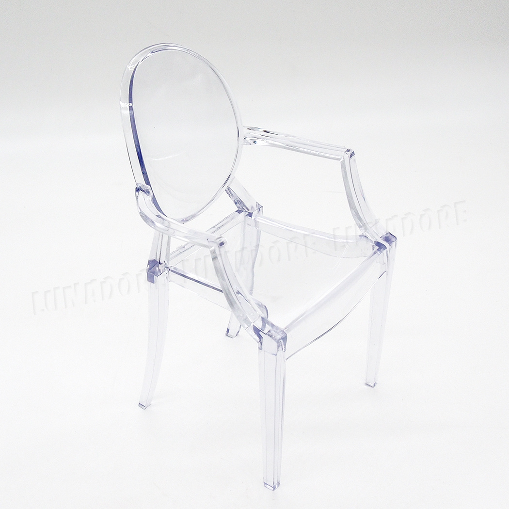 mini plastic chairs